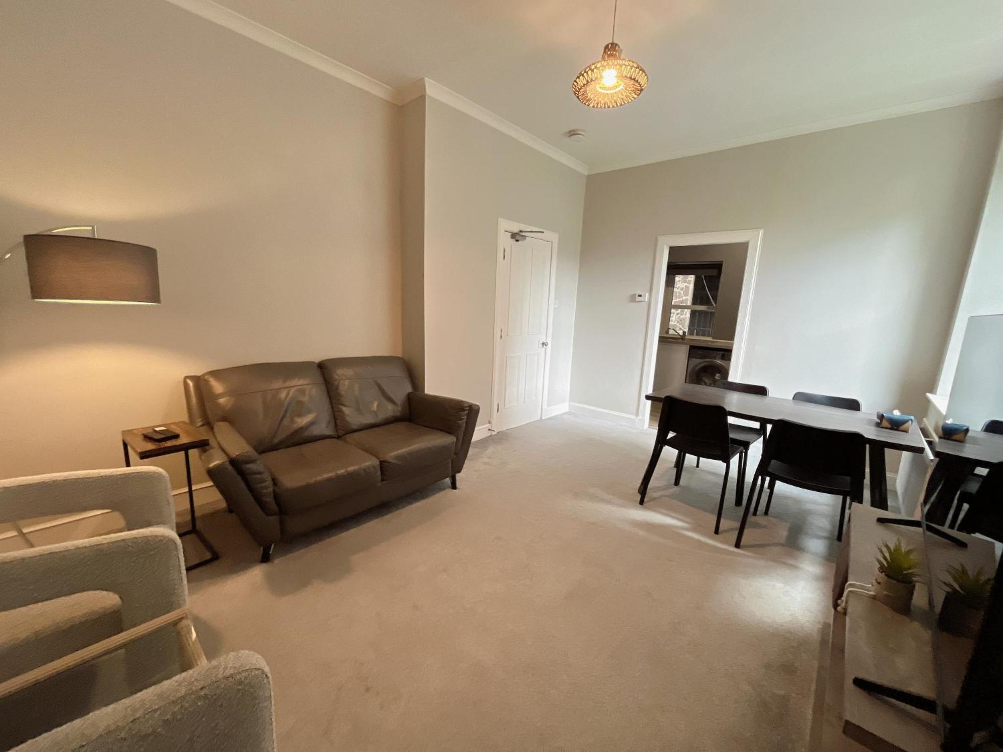 Two Bed Apartment Edinburgh Luaran gambar
